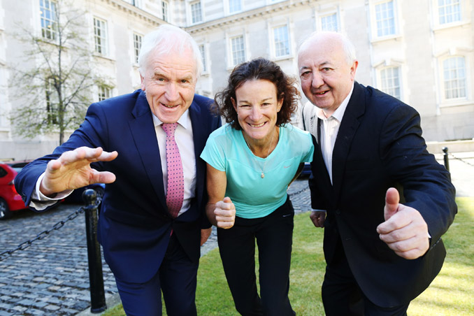Minister for the Diaspora, Jimmy Deenihan, TD, has joined forces with Sonia O’Sullivan and Frank Greally to invite members of the Irish diaspora home to run the SSE Airtricity Dublin Marathon